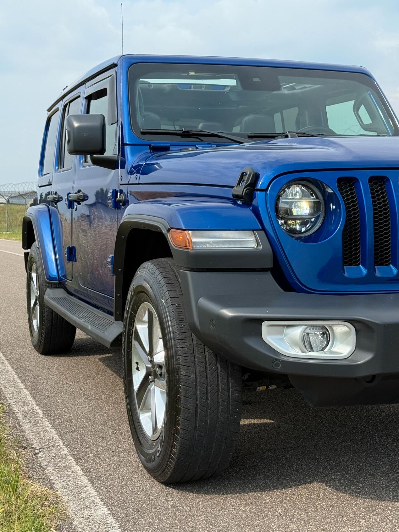 Jeep Wrangler Unlimited 2.2 Mjt II Sahara "STRAFULL-65000KM"