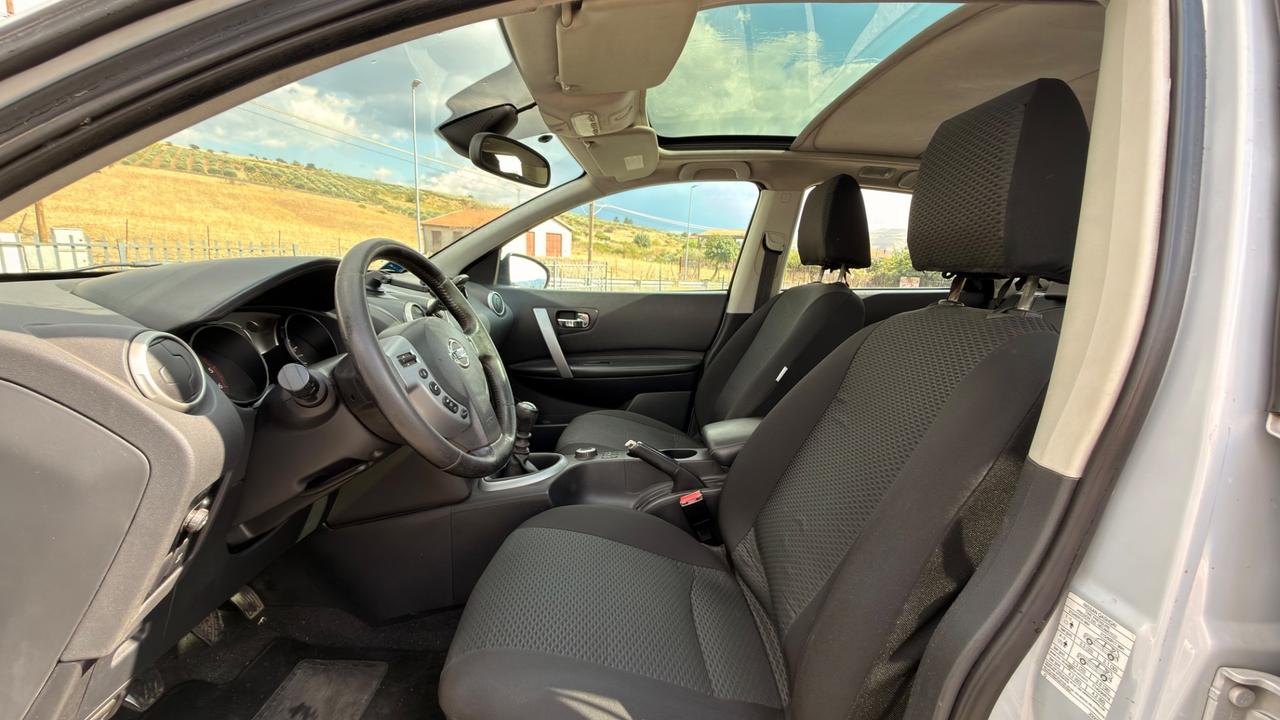 Nissan Qashqai 2.0 dCi DPF 4WD Tekna