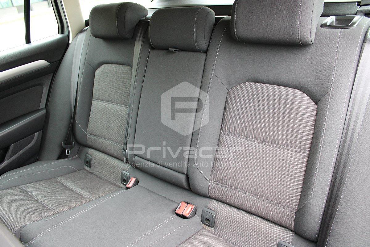 VOLKSWAGEN Passat Variant 2.0 TDI DSG Business BlueMotion Tech