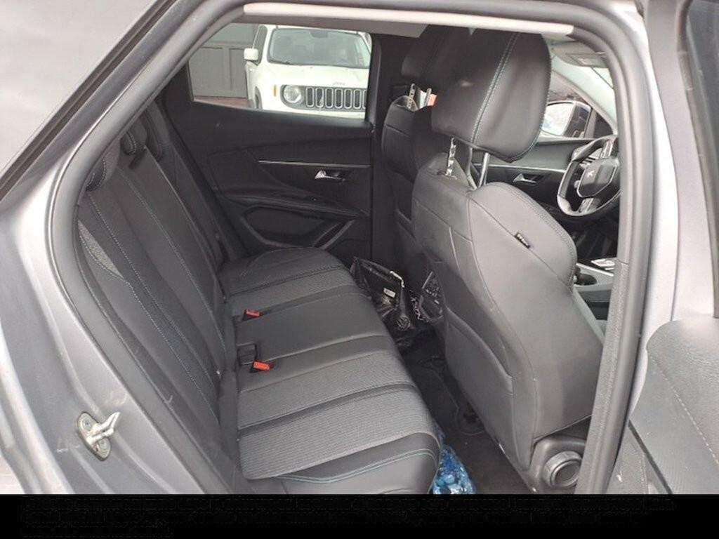 PEUGEOT 3008 1.5 BLUEHDI 130CV EAT8 SeS ALLURE ( FARI LED - I-COCKPIT - CRUISE - NAVI - NIRROR - PDC )