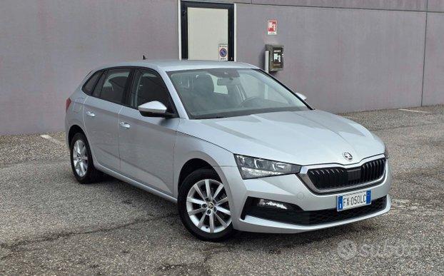 Skoda Scala 1.6 tdi 2019 cambio automatico