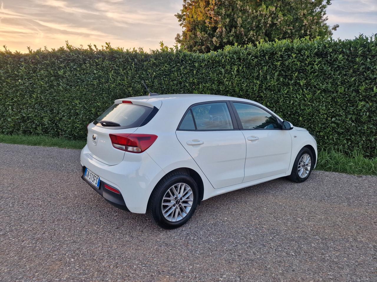 Kia Rio 1.2 5p unipro