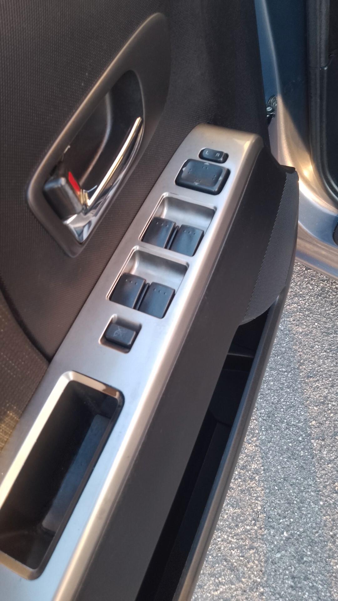 Mazda 5 Mazda5 2.0 MZ-CD 16V 143CV Extra 7 POSTI