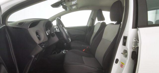 TOYOTA Yaris 1.5 Hybrid 5 porte Business