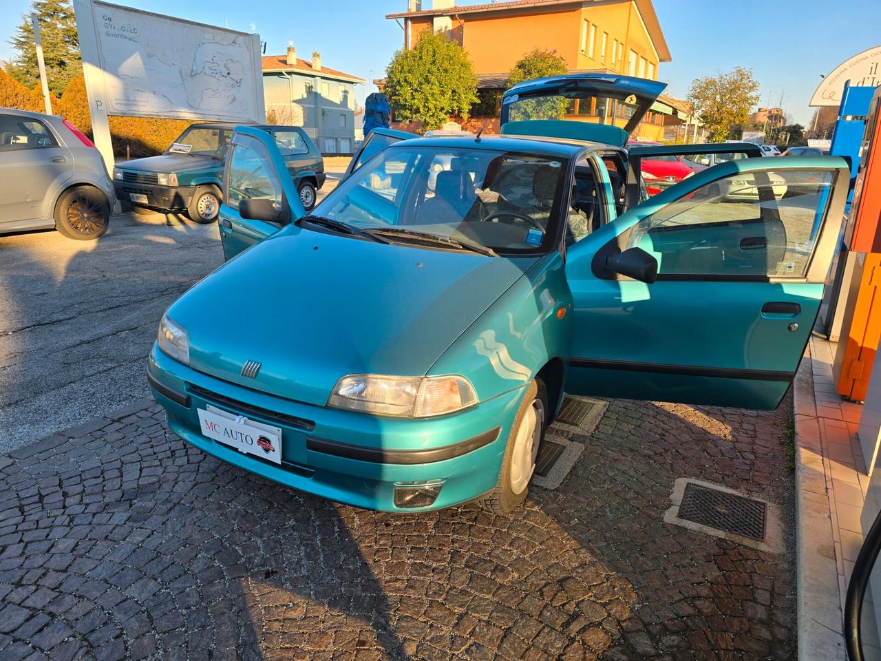 Fiat Punto 75 cat 5 porte HSD con 130.000km NEOPATENTATI ok