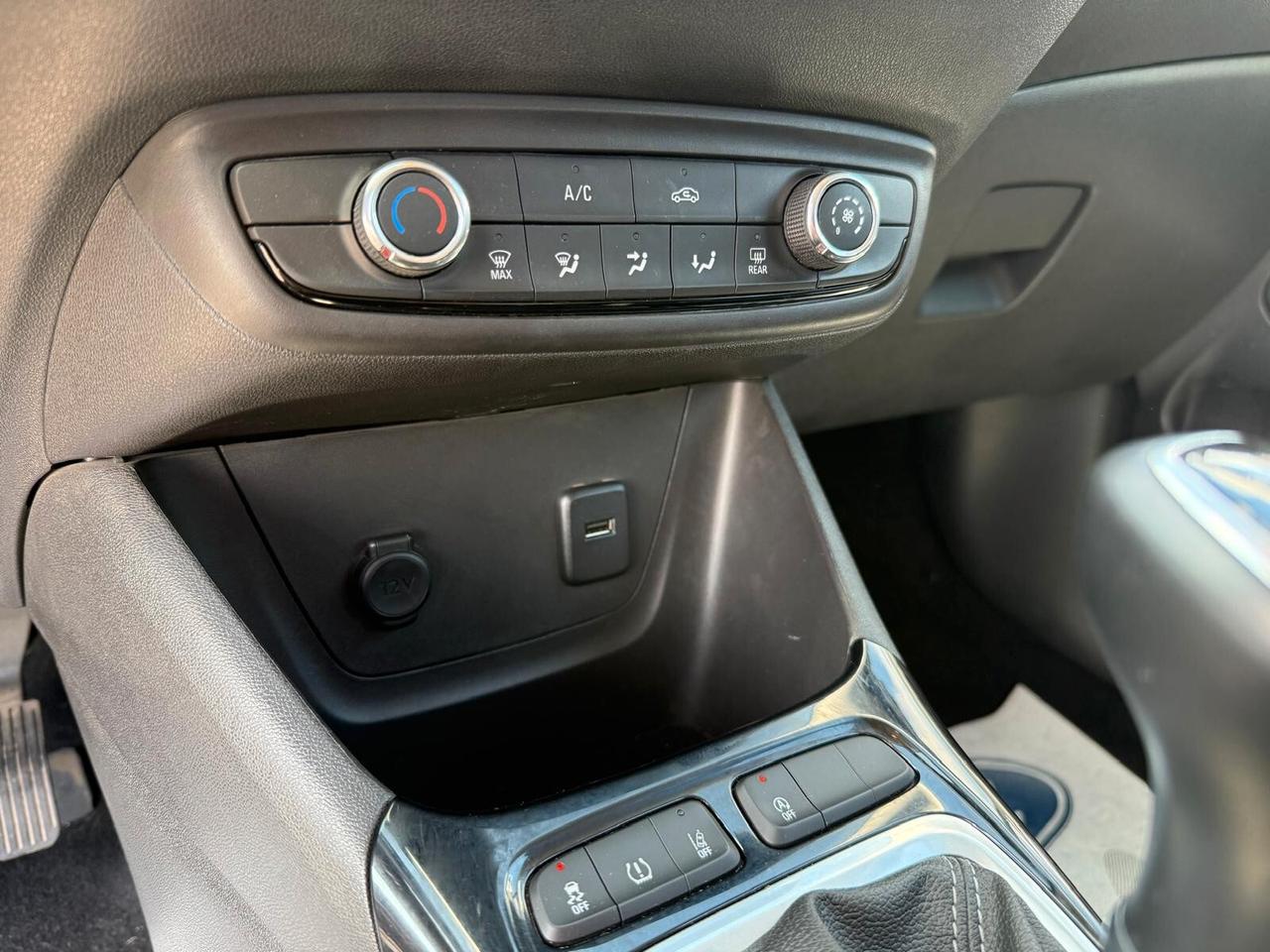 OPEL CROSSLAND ADVANCE 1.2 - KM 38.000 - AZIENDALE