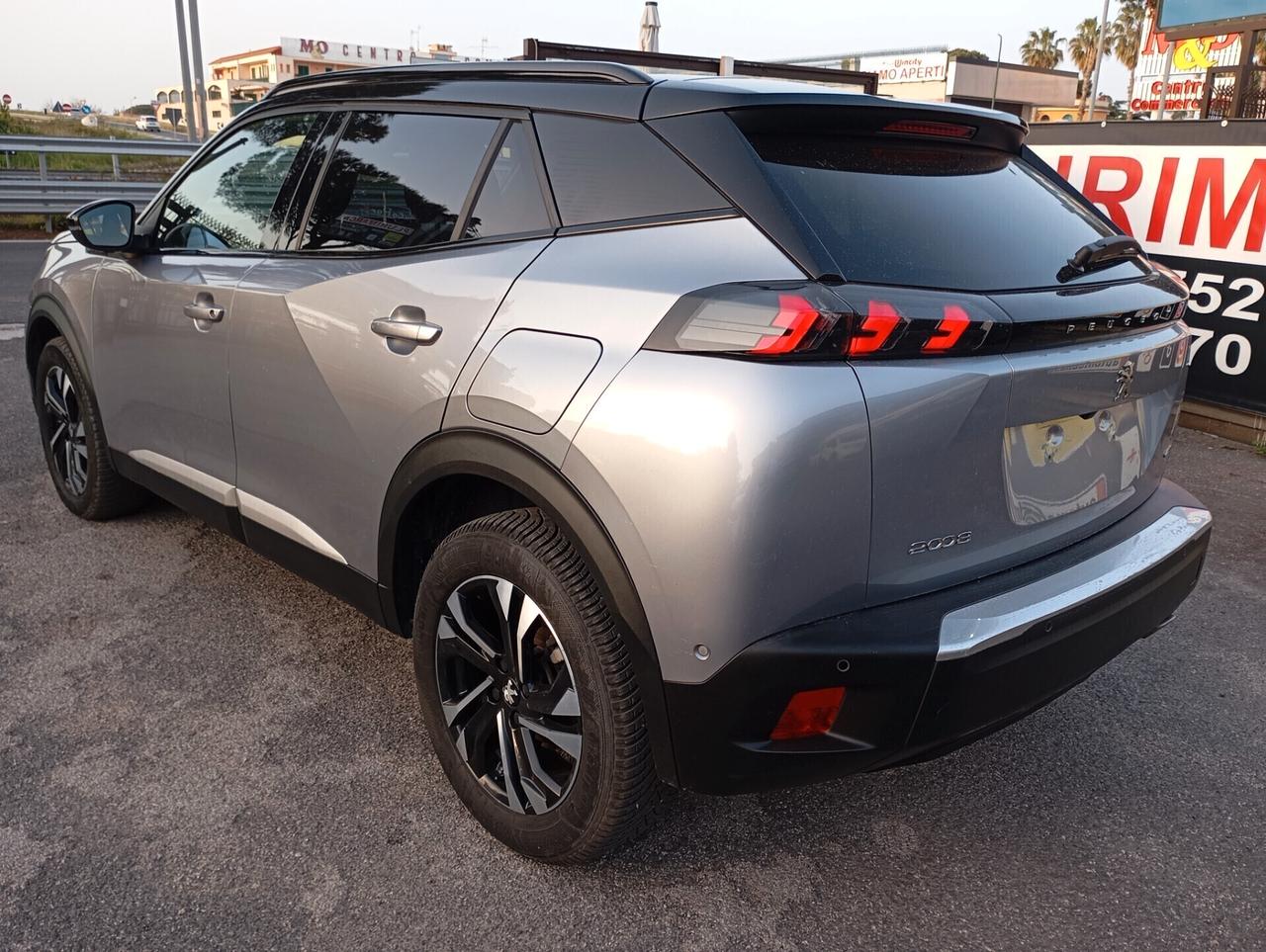 Peugeot 2008 1.5 BlueHDi 110CV GT
