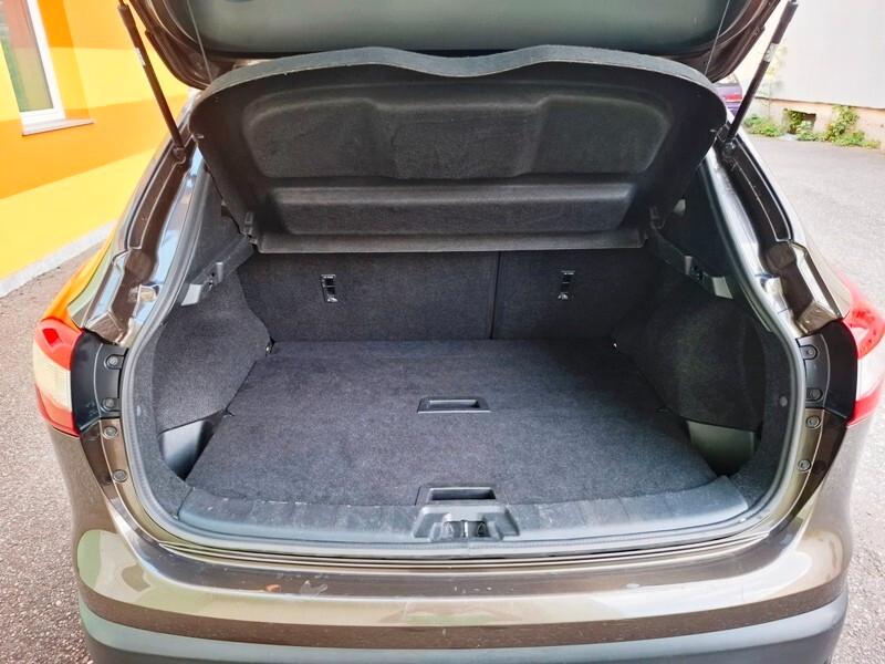 Nissan Qashqai 1.6 dCi 130cv 4WD GANCIO TRAINO