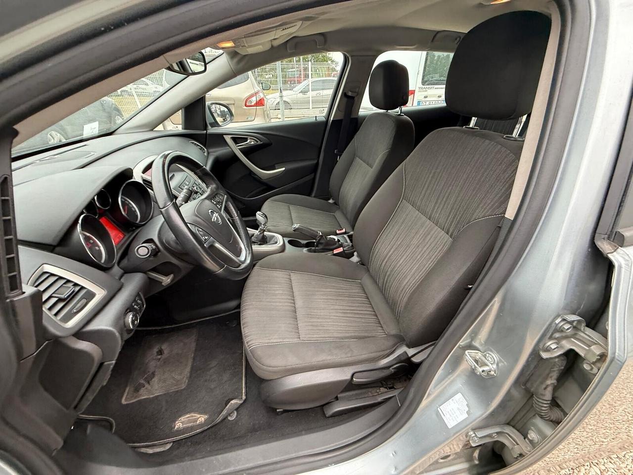 Opel Astra 1.4 100CV Sports Tourer Cosmo