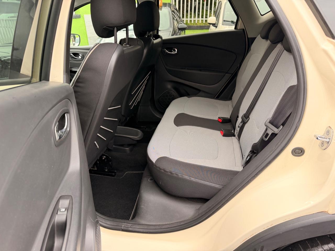 Renault Captur dCi 8V 90 CV EDC Start&Stop Energy Intens