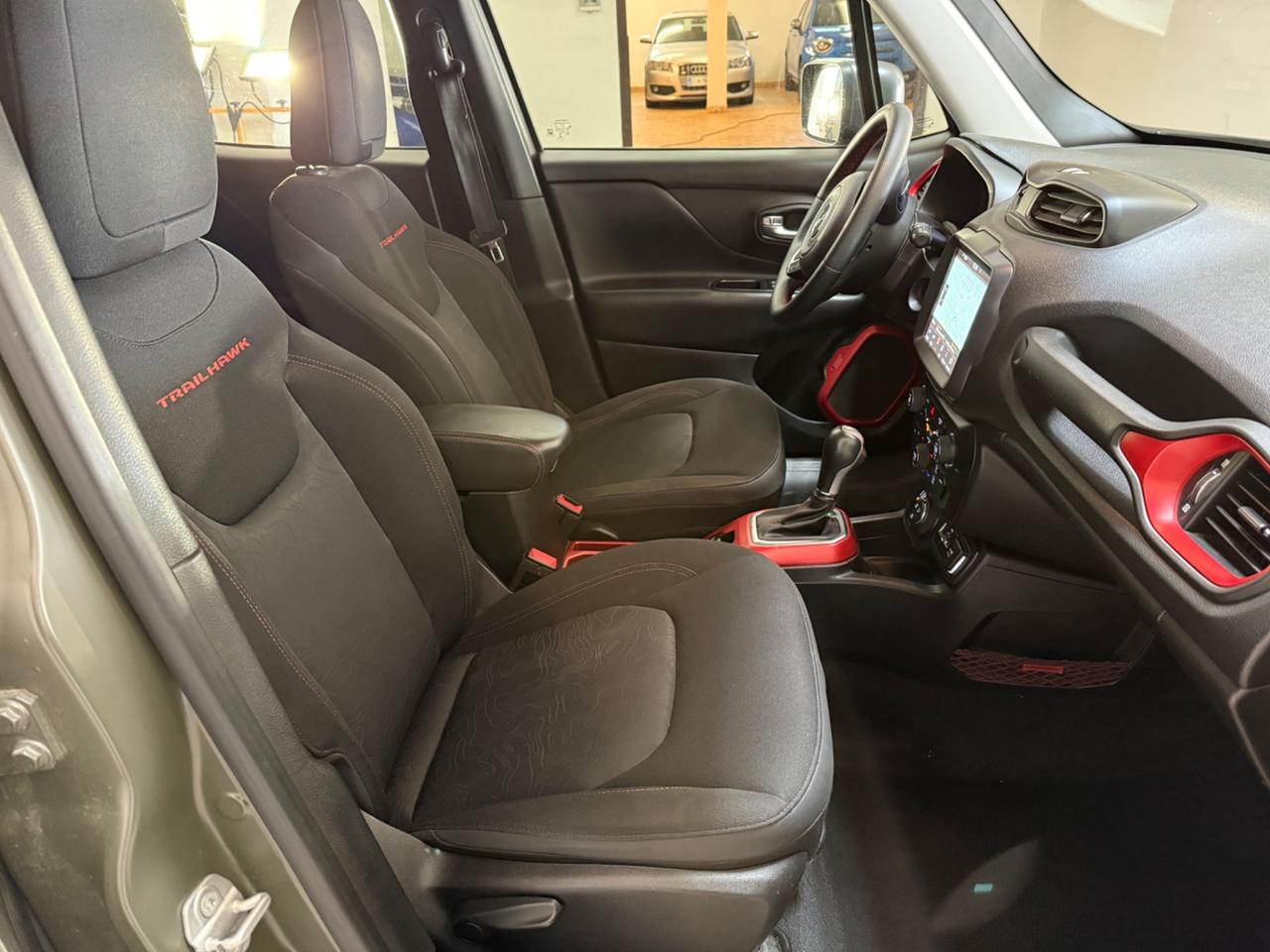 Jeep Renegade 2.0 Mjt 170CV 4WD Active Drive Low Trailhawk