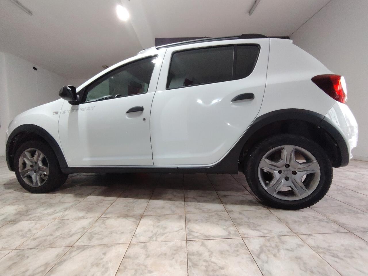 Dacia Sandero 0.9 TCe 12V TurboGPL 90CV Start&Stop Lauréate