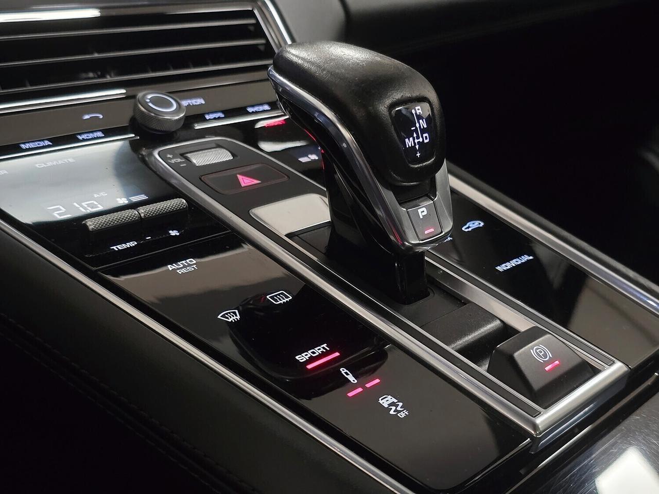Porsche Panamera 4 Sport Turismo 2.9 AUTO _ SERVICE BOOK PORSCHE _ UNICO PROPRIETARIO _ TETTO _ FULL OPTIONAL _ CONDIZIONI TOP