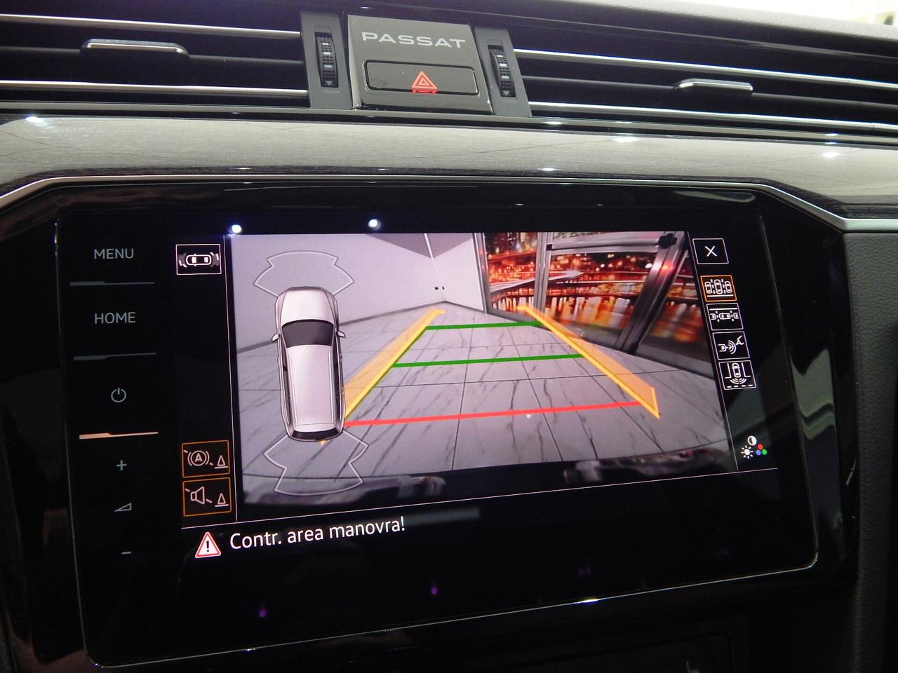 Volkswagen Passat Variant 2.0 TDI Executive DSG TETTO-NAVI-PELLE-CARPLAY-PARK