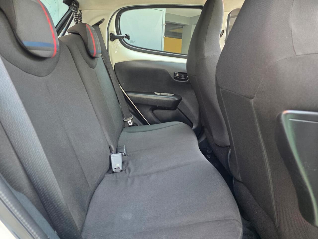 Peugeot 108 VTi 68 5 porte Active TOP!