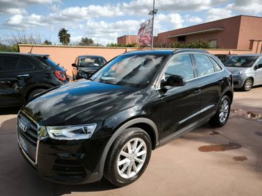 Audi Q3 2.0 TDI 150 CV S tronic Business
