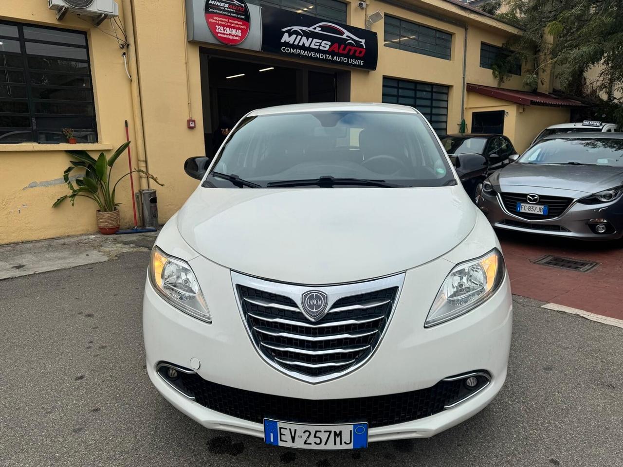 Lancia Ypsilon 2014 0.9 Benz/Metano 85 CV 5 porte