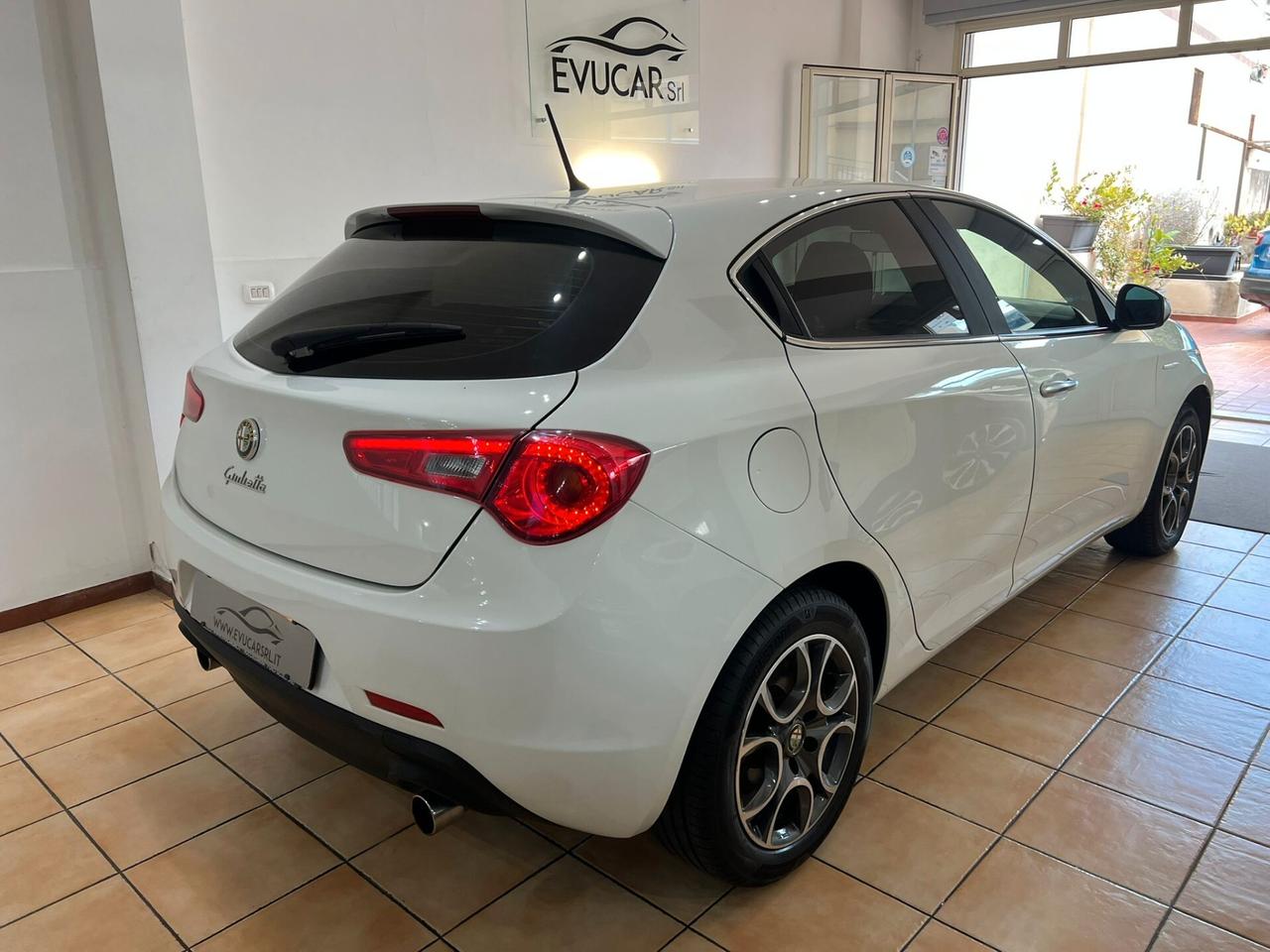 Alfa Romeo Giulietta 2.0 JTDm-2 170 CV Distinctive