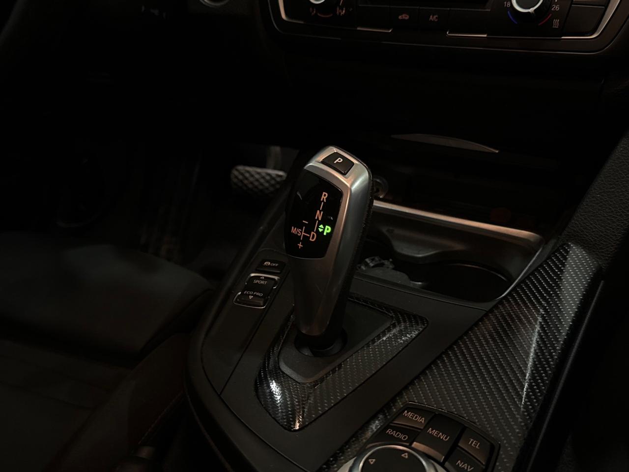 Bmw 318d SPORT AUTOMATICO NEOPATENTATI