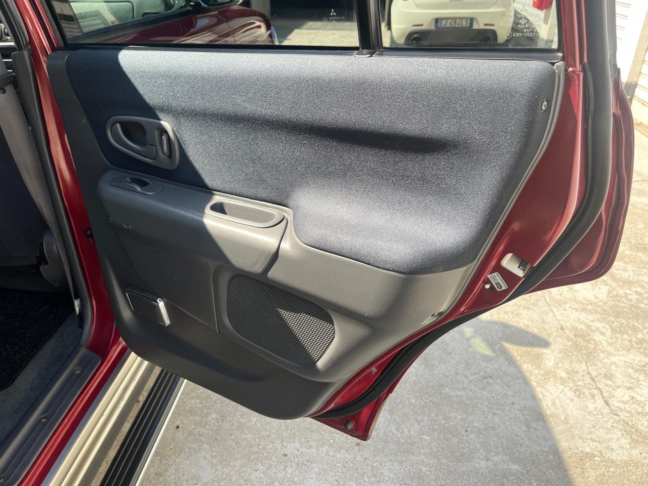 Mitsubishi Pajero Sport 2.5 TDI cat GLX Autocarro