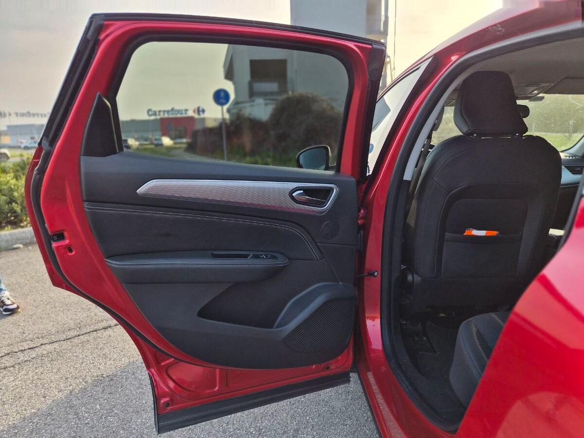 Renault Arkana 1.6 E-Tech full hybrid Intens 145cv