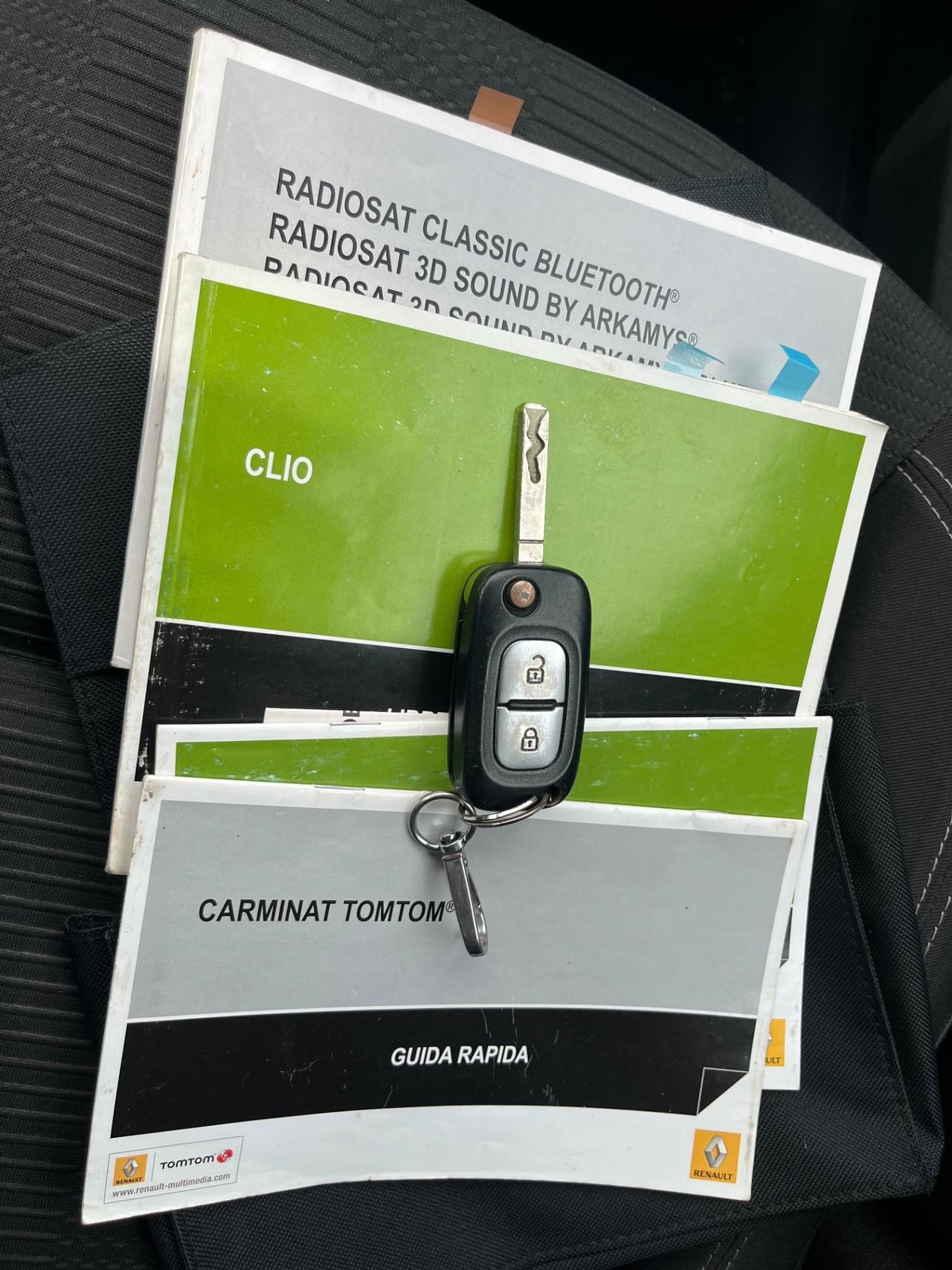 Renault Clio 1.2benzina/101CV/neopatentati/Euro5/5Porte
