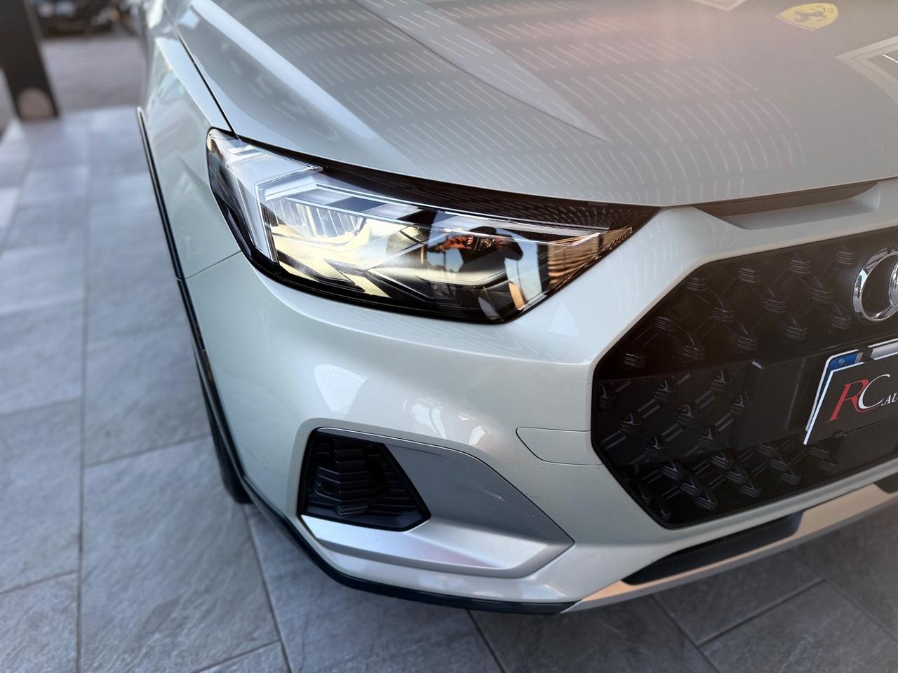 Audi A1 allstreet 30 TFSI Identity Contrast