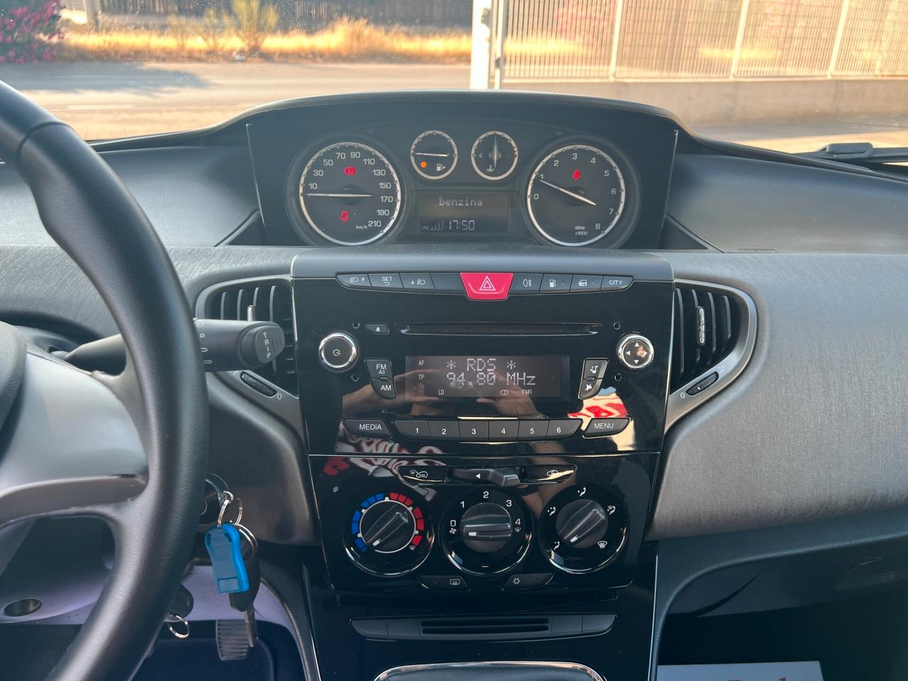 Lancia Ypsilon 1.2 GPL Ecochic Silver TAGLIANDO E GARANZIA