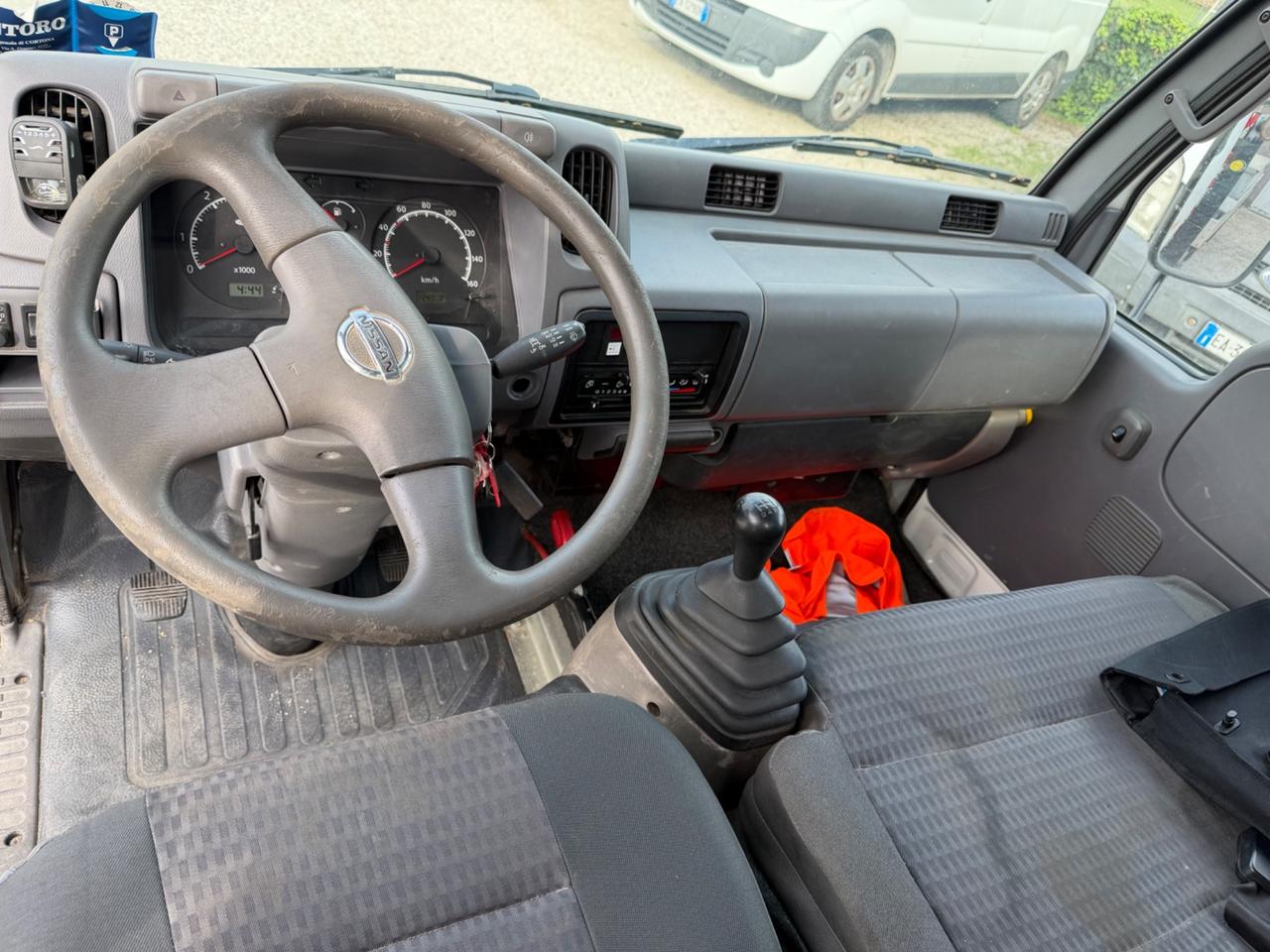 Nissan Cabstar piattaforma aerea multinel