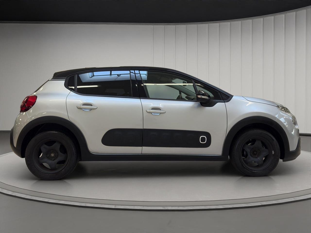 Citroen C3 1.2 puretech Shine 82cv