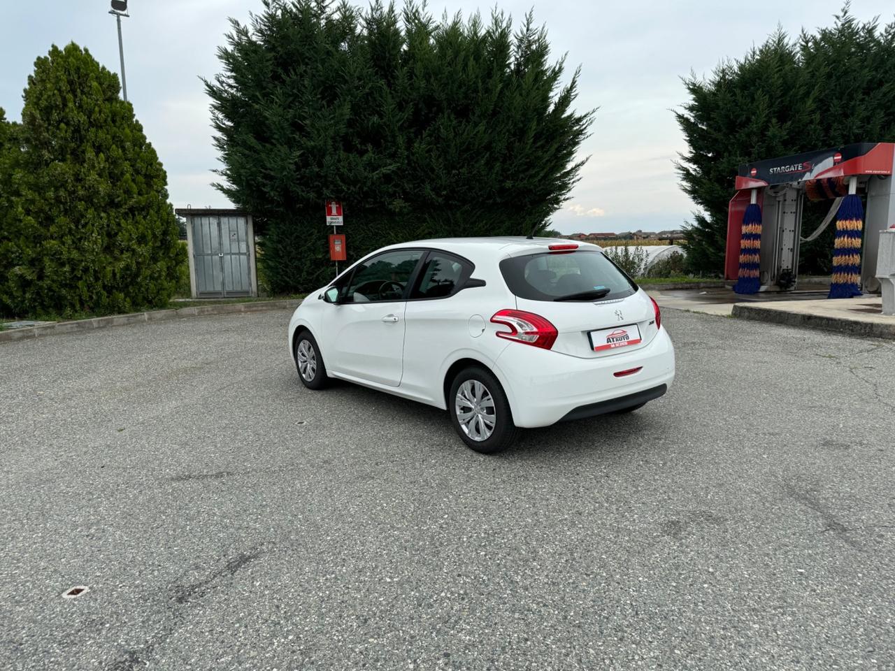 Peugeot 208 PureTech 82