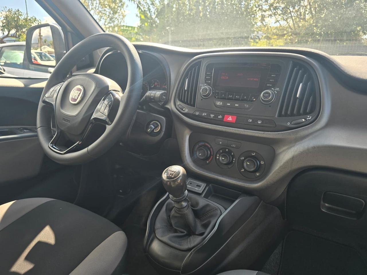 Fiat Doblo 1.6MJET COMI 5 POSTI GANCIO TRAINO