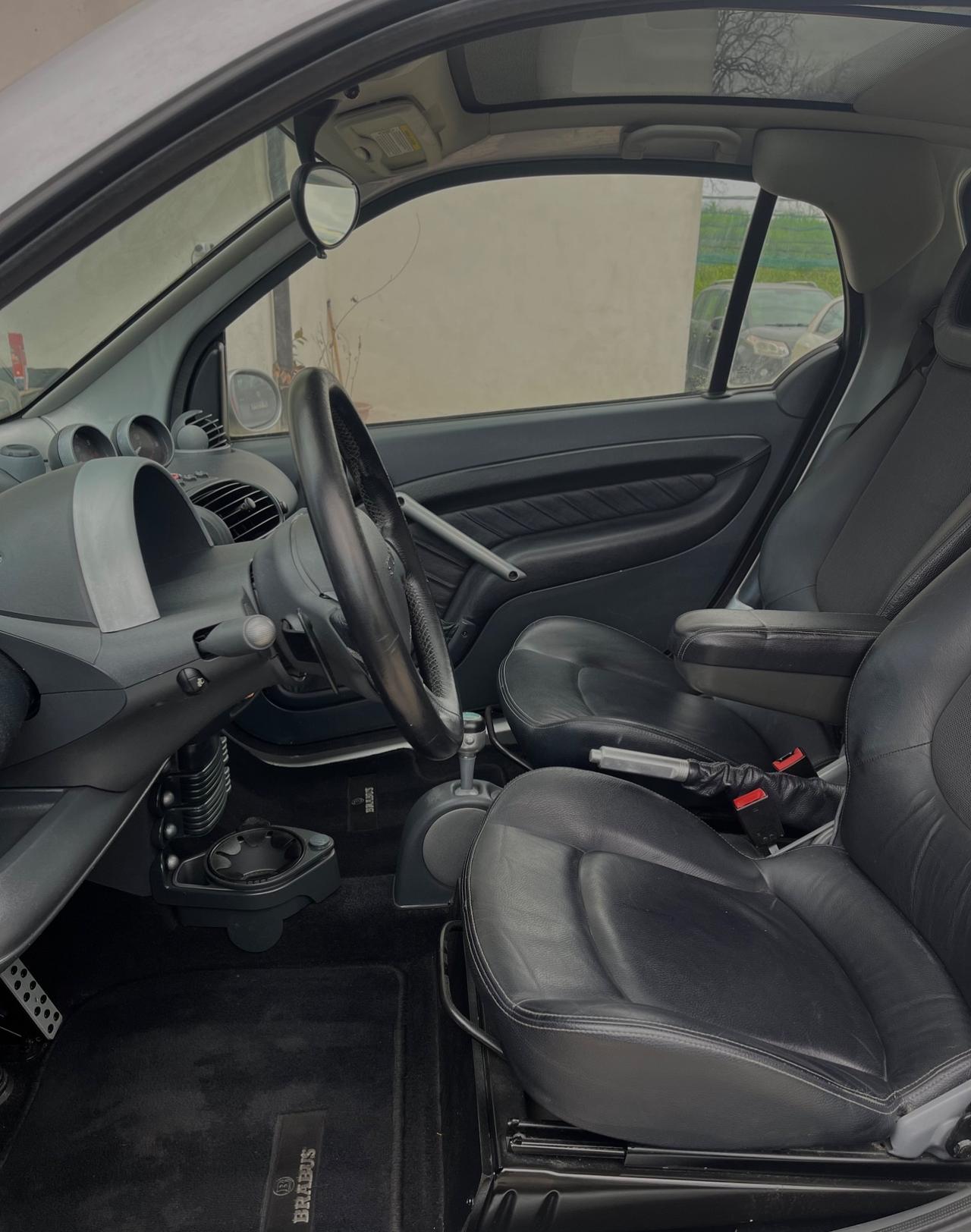 Smart ForTwo 700 coupé Brabus (55 kW)