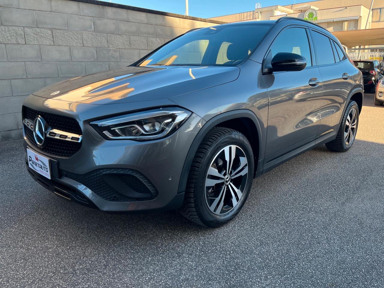 Mercedes-benz GLA 180 d 115cv Sport Plus auto NIGHT VIRTUAL/LED/LUCI/18;