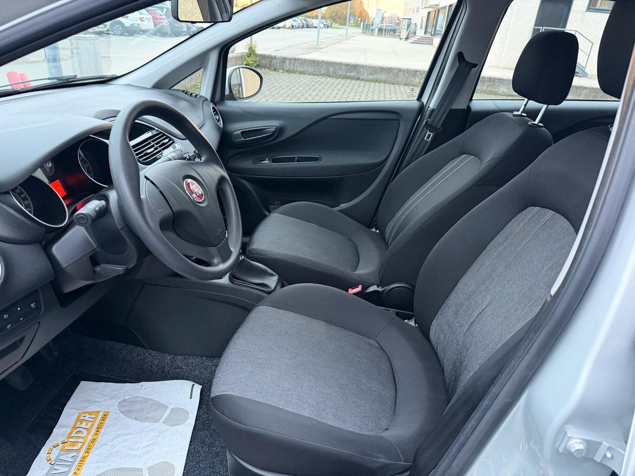 Fiat Punto 1.4 8V 5 porte Easypower Lounge, OK NEOPATENTATI, EURO 6B