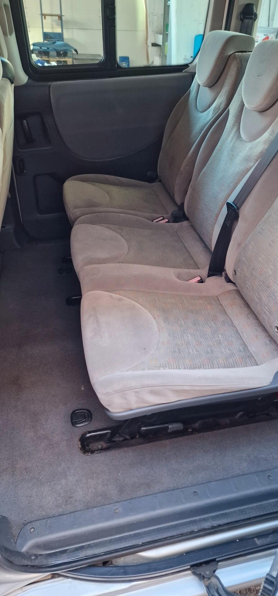 Fiat Scudo 2.0 MJT vetrato 9 posti (N1)