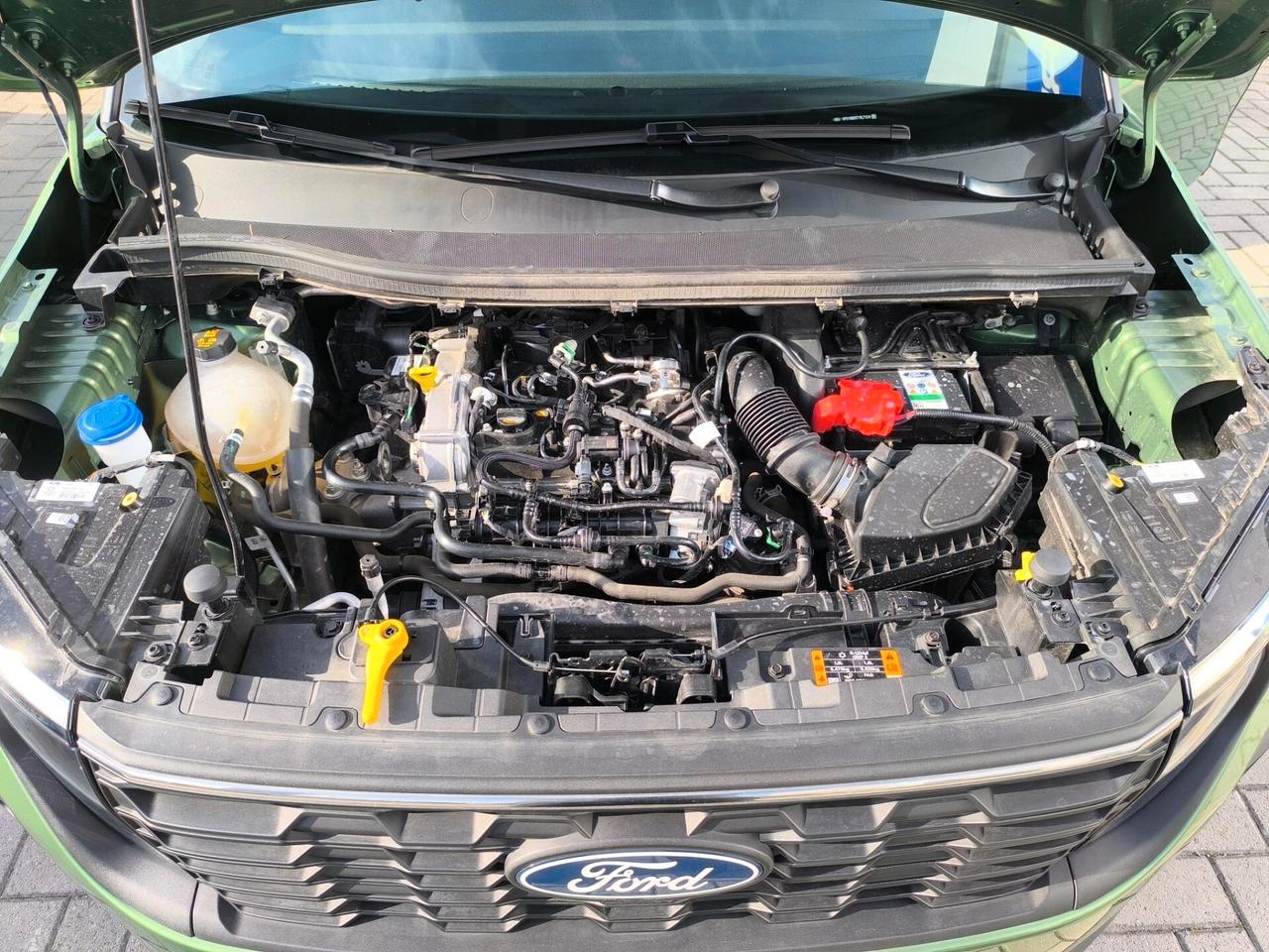 Ford Tourneo Courier 1.0 EcoBoost Powershift Active