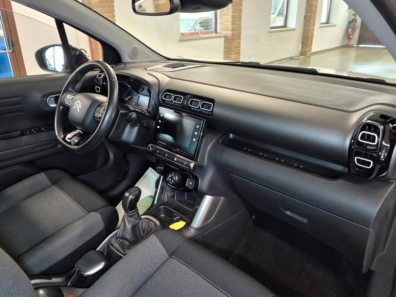 Citroen C3 Aircross BlueHDi Shine HEAD UP DISPLAY