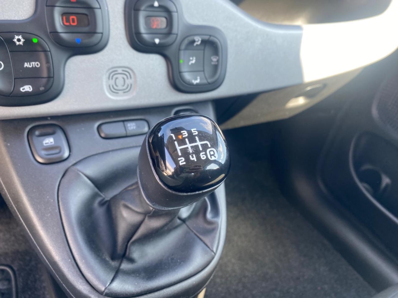 Fiat Panda 1.0 FireFly S&S Hybrid Garmin Edition
