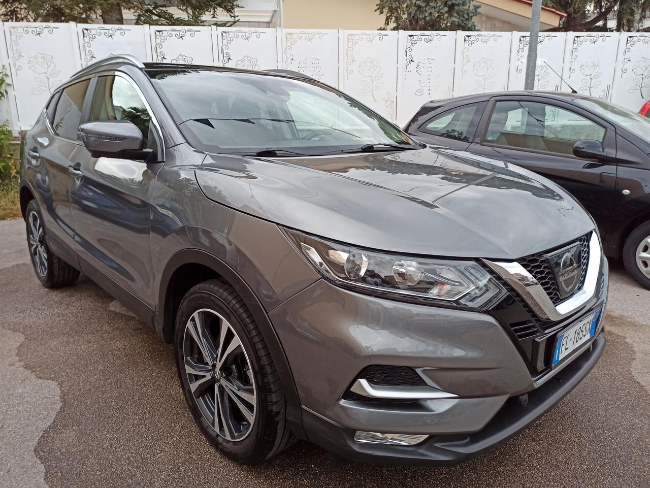 Nissan Qashqai 1.5 dCi 110 cv N-Connecta Tetto Panoramico