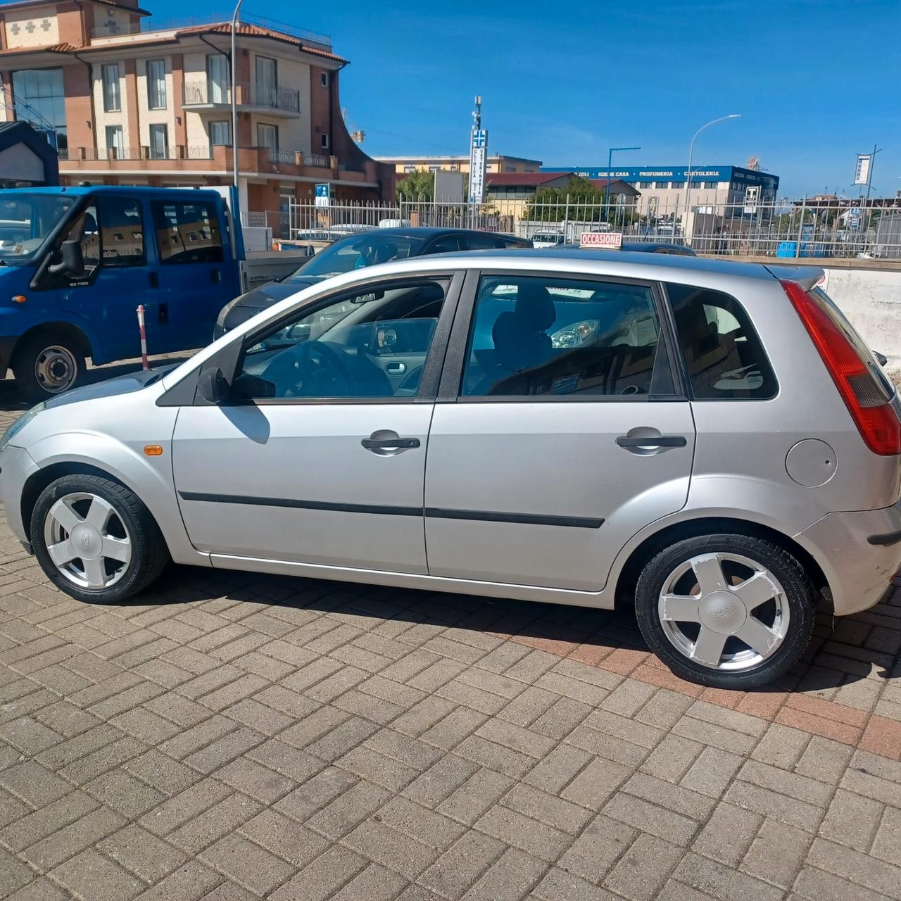 FIESTA 1.4 GPL NEOPATENTATI BEN CONSERVATA