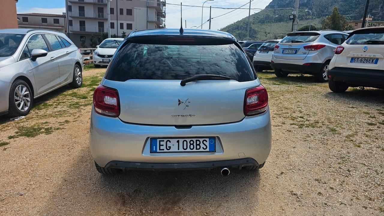 CITROEN DS3 2011 1.6 HDI 92 CV SoChic € 3.900,00
