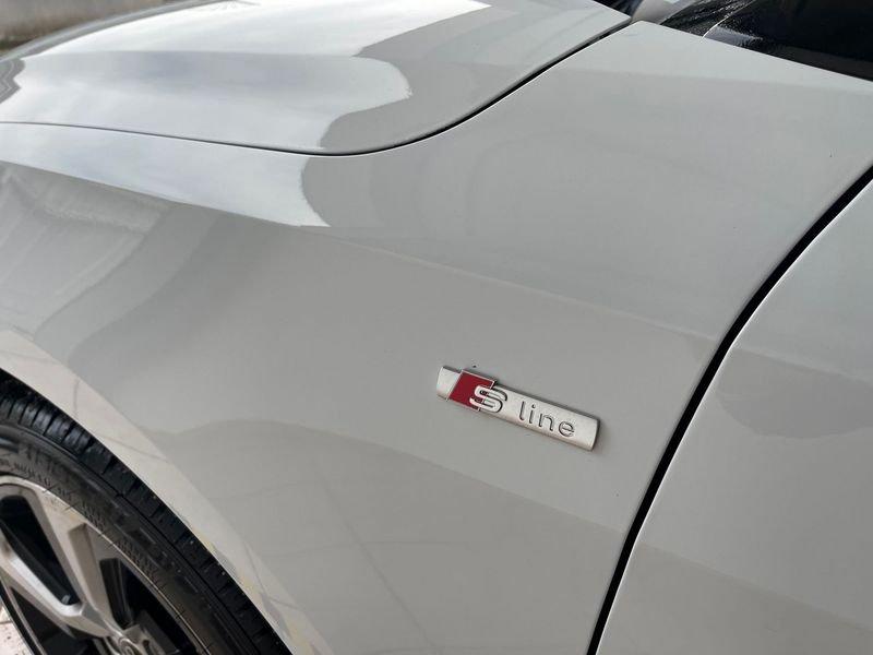 Audi A1 Sportback 30 TFSI S line edition