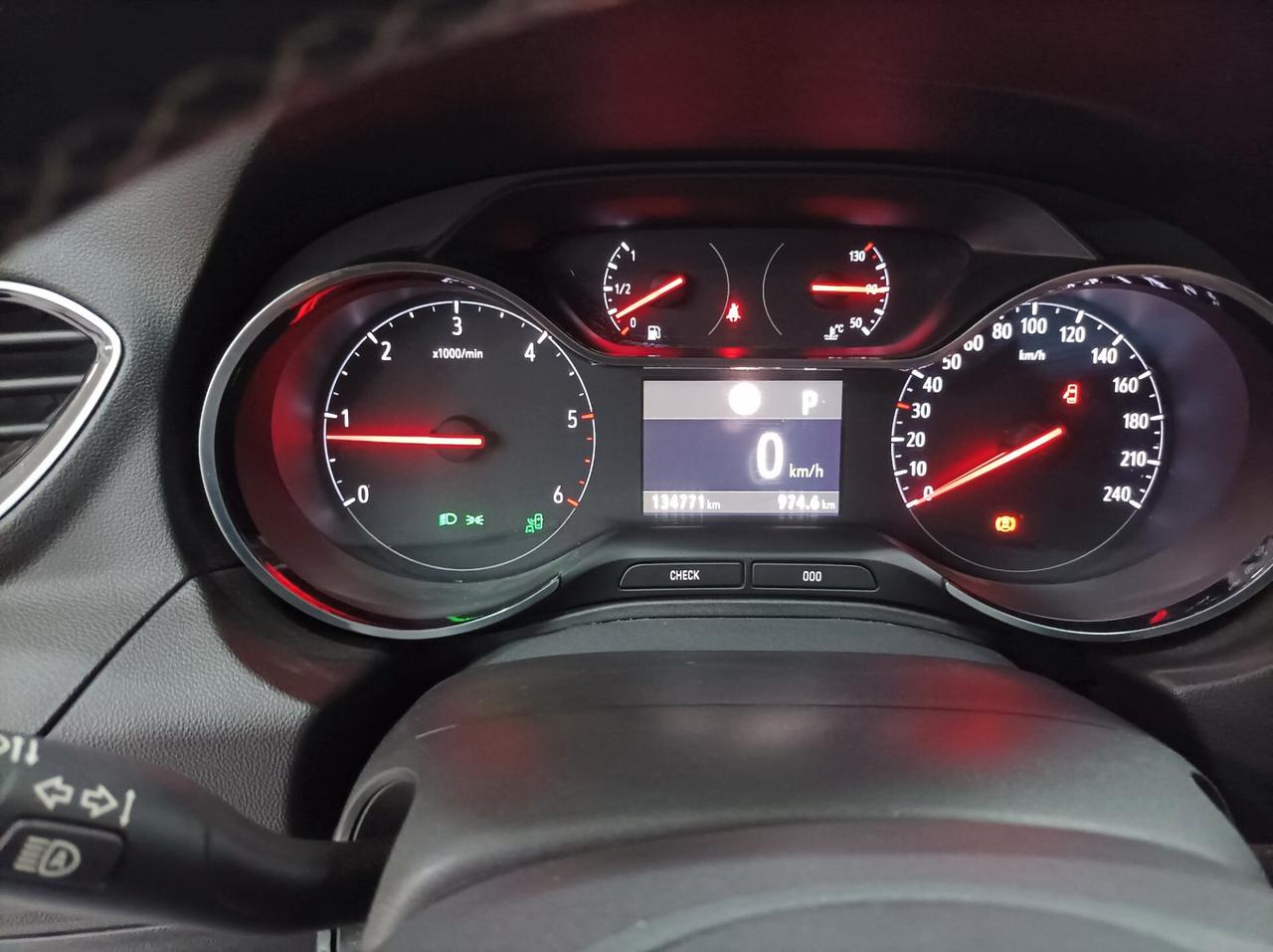 Opel Grandland X 1.6 diesel Ecotec Start&Stop aut. Business 05/2018