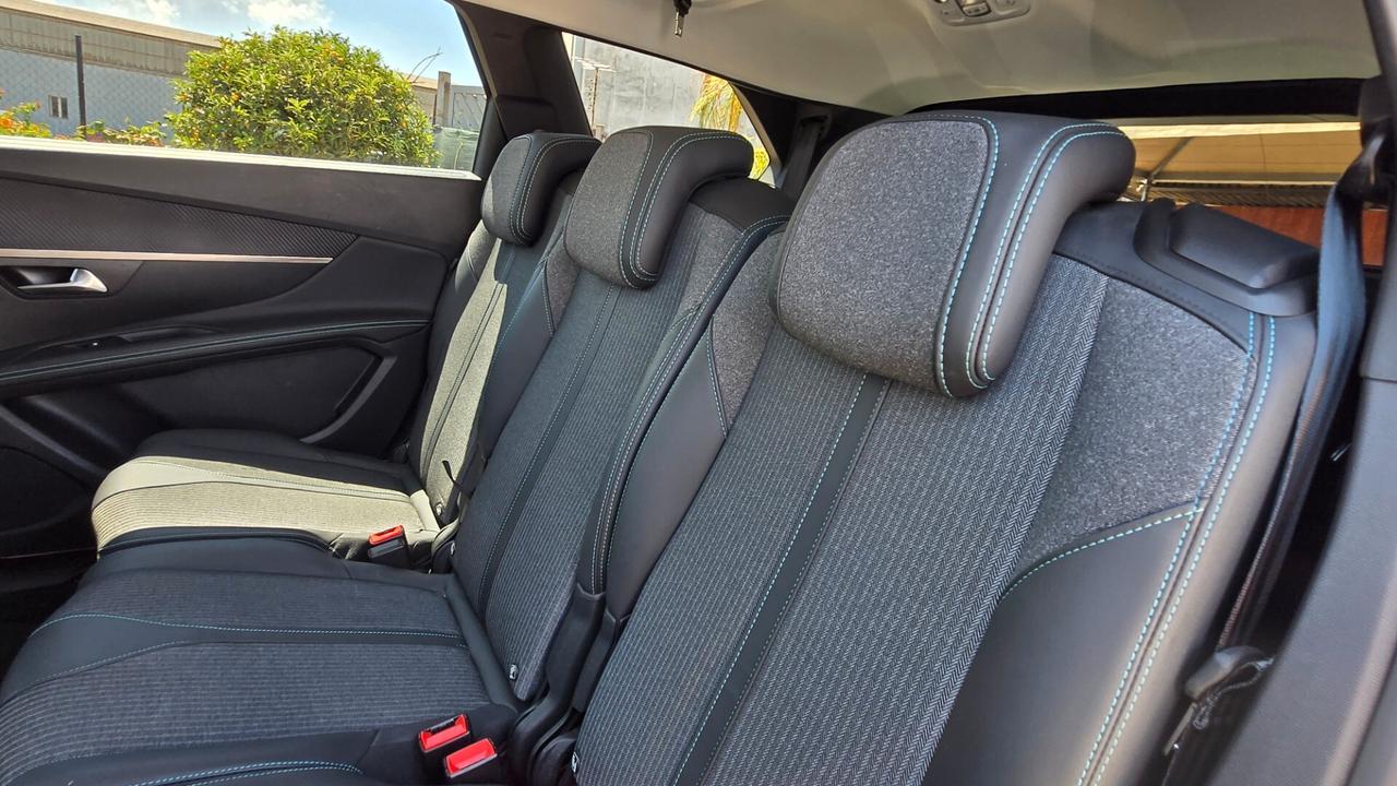 Peugeot 5008 BlueHDi 130 S&S EAT8 Allure Pack