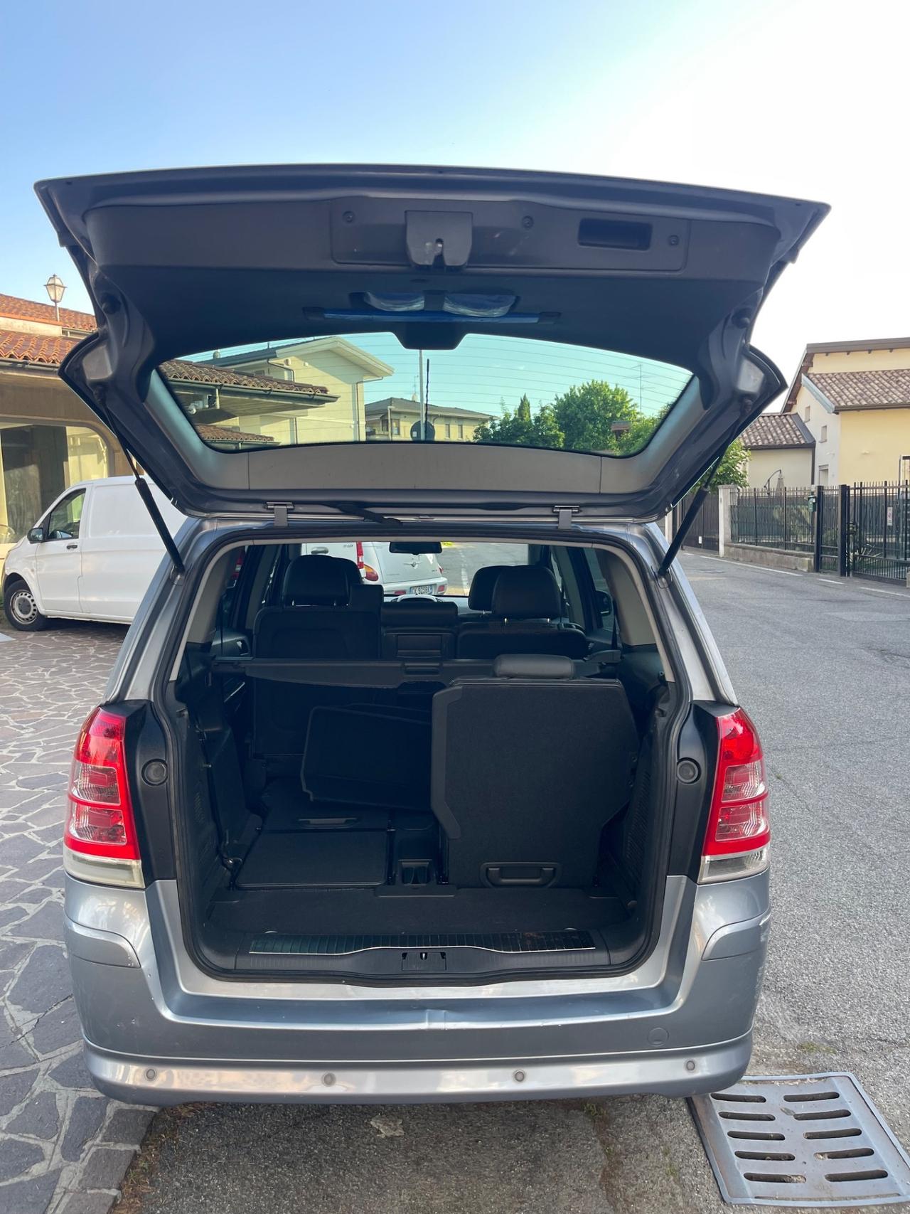 Opel Zafira 1.6 16V ecoM 150CV Turbo Edition