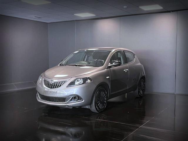 LANCIA Ypsilon 1.0 FireFly 5 porte S&S Hybrid Ecochic Silver