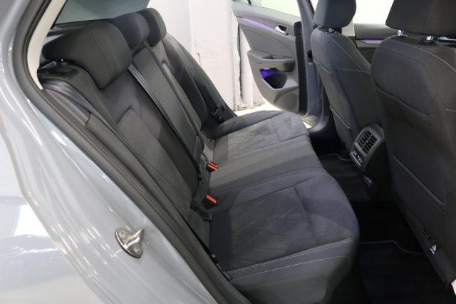 VOLKSWAGEN Golf 1.5 eTSI 150 CV EVO ACT DSG Style