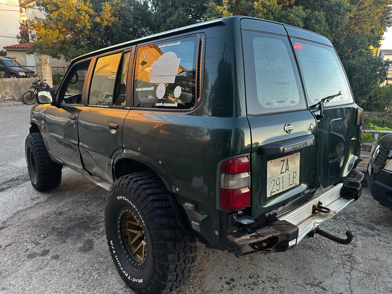 Nissan Patrol GR 3.0 M57 GANCIO TRAINO 7 posti