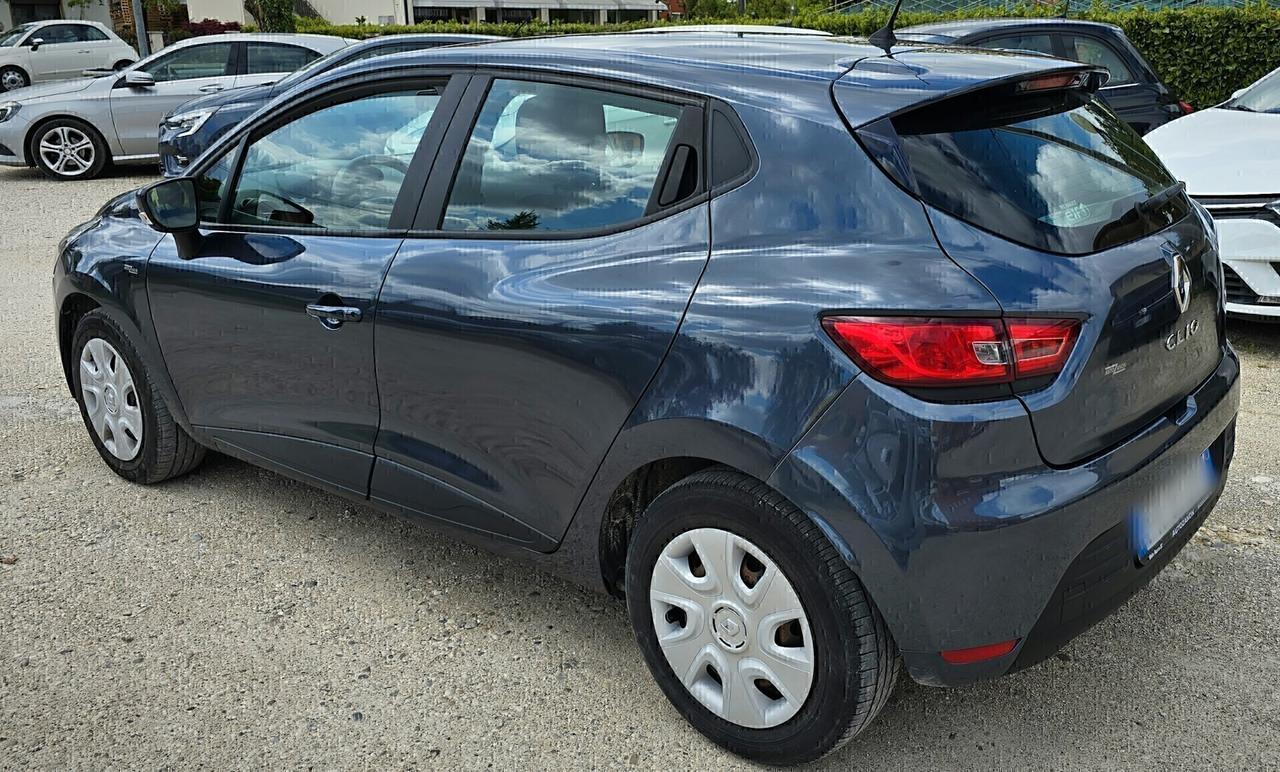 Renault Clio 1.2 75CV - 2018 - PERFETTA